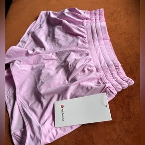 Lululemon Pink Hotty Hot Shorts Sz. 6 BNWT